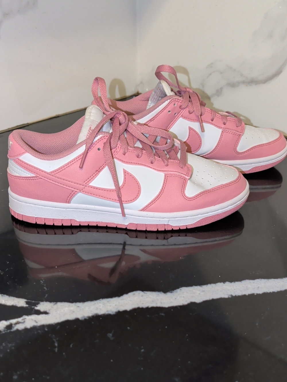 Nike Dunk Low 'Real Pink' Sneakers Wmn's Size 8.5 Like New MSRP $140 - Picture 4 of 9